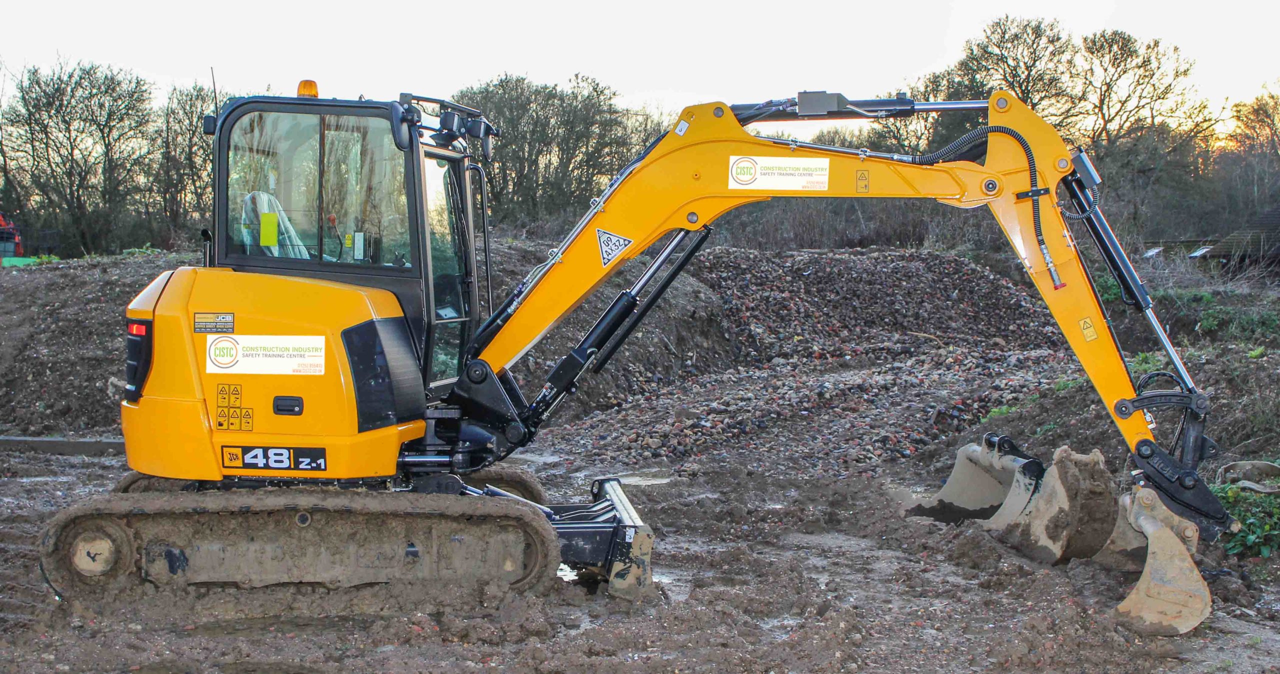 New 360 Excavator Below 10 Tonnes
